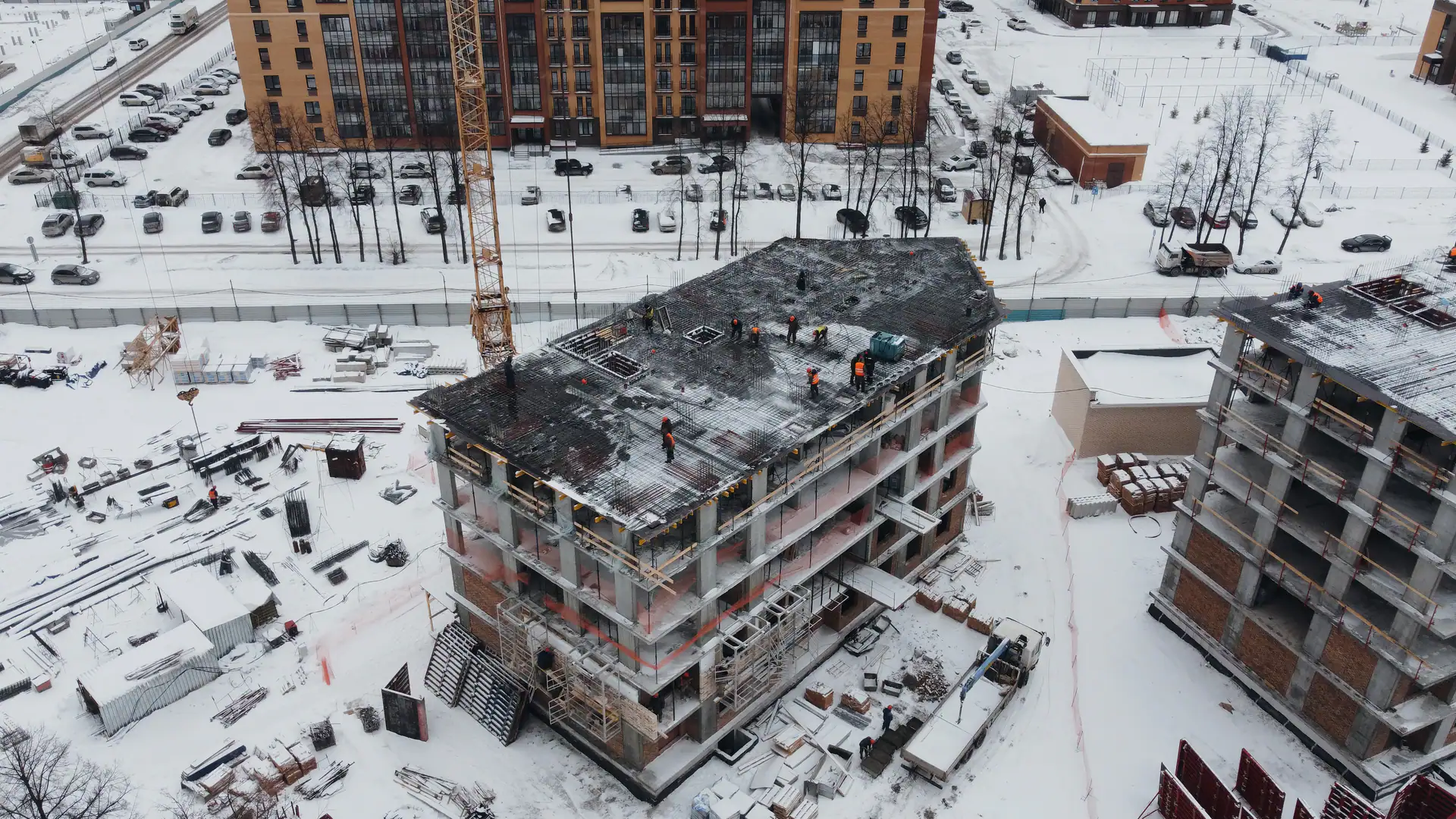 апрель, 2022