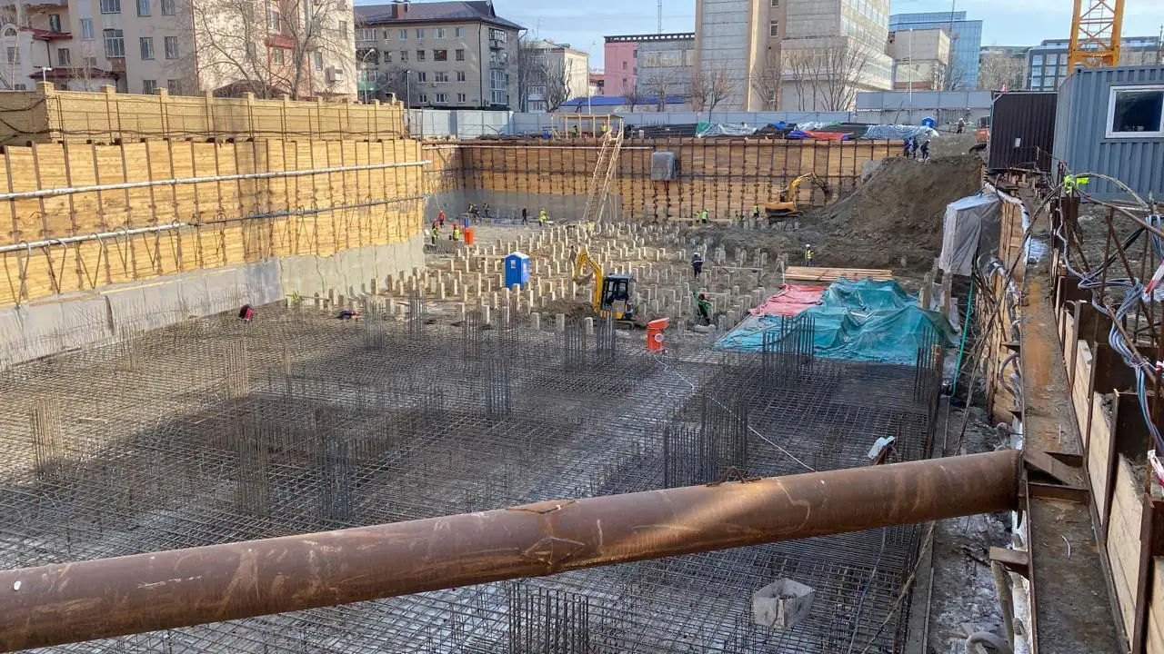 апрель, 2022