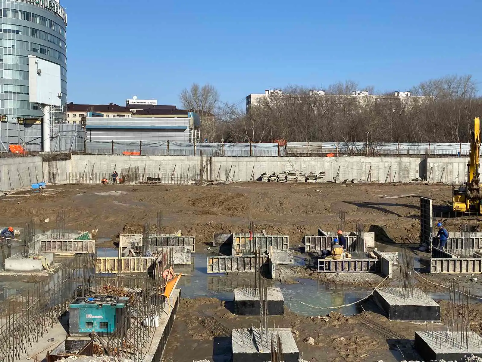апрель, 2021