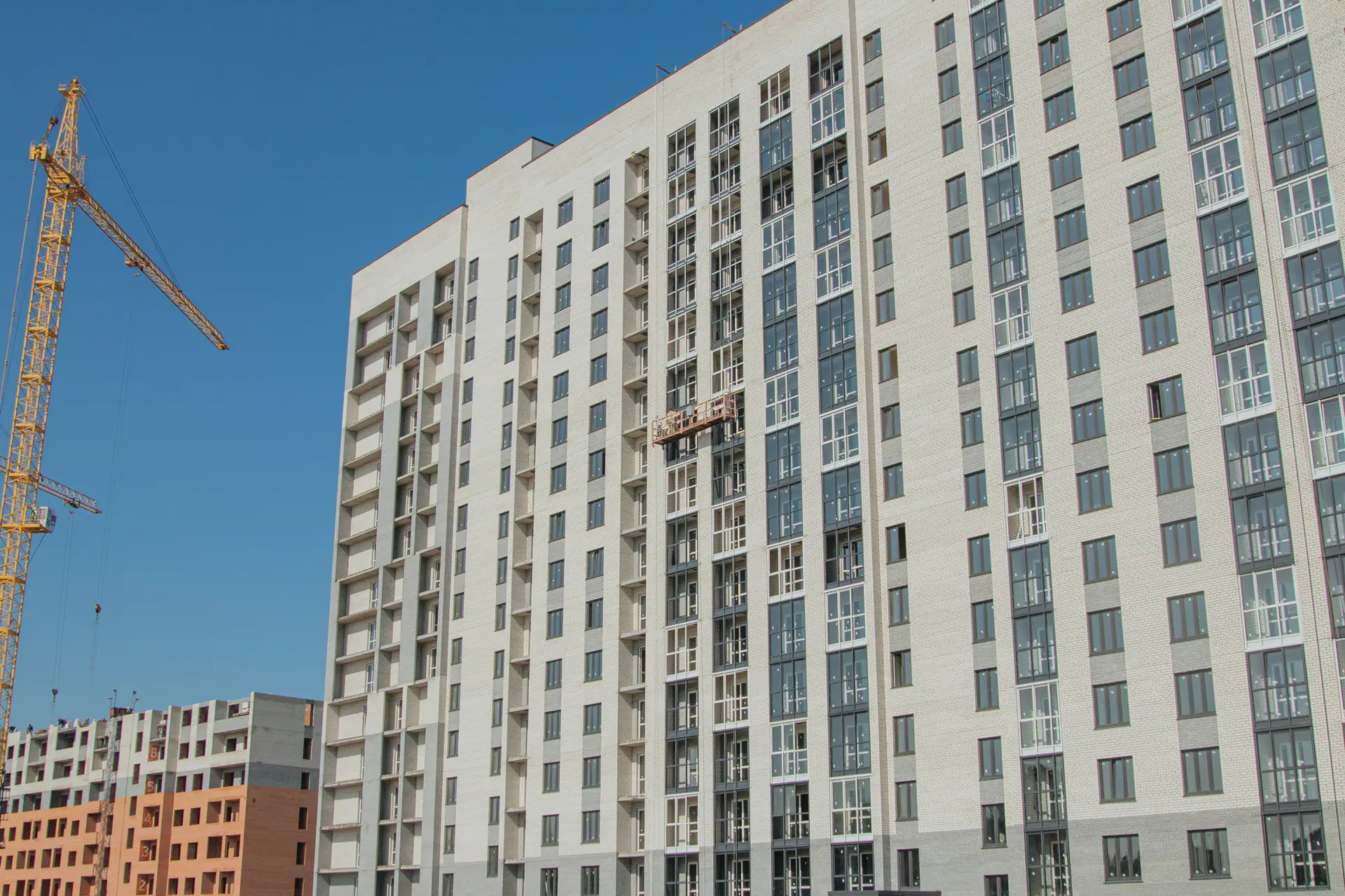 август, 2019