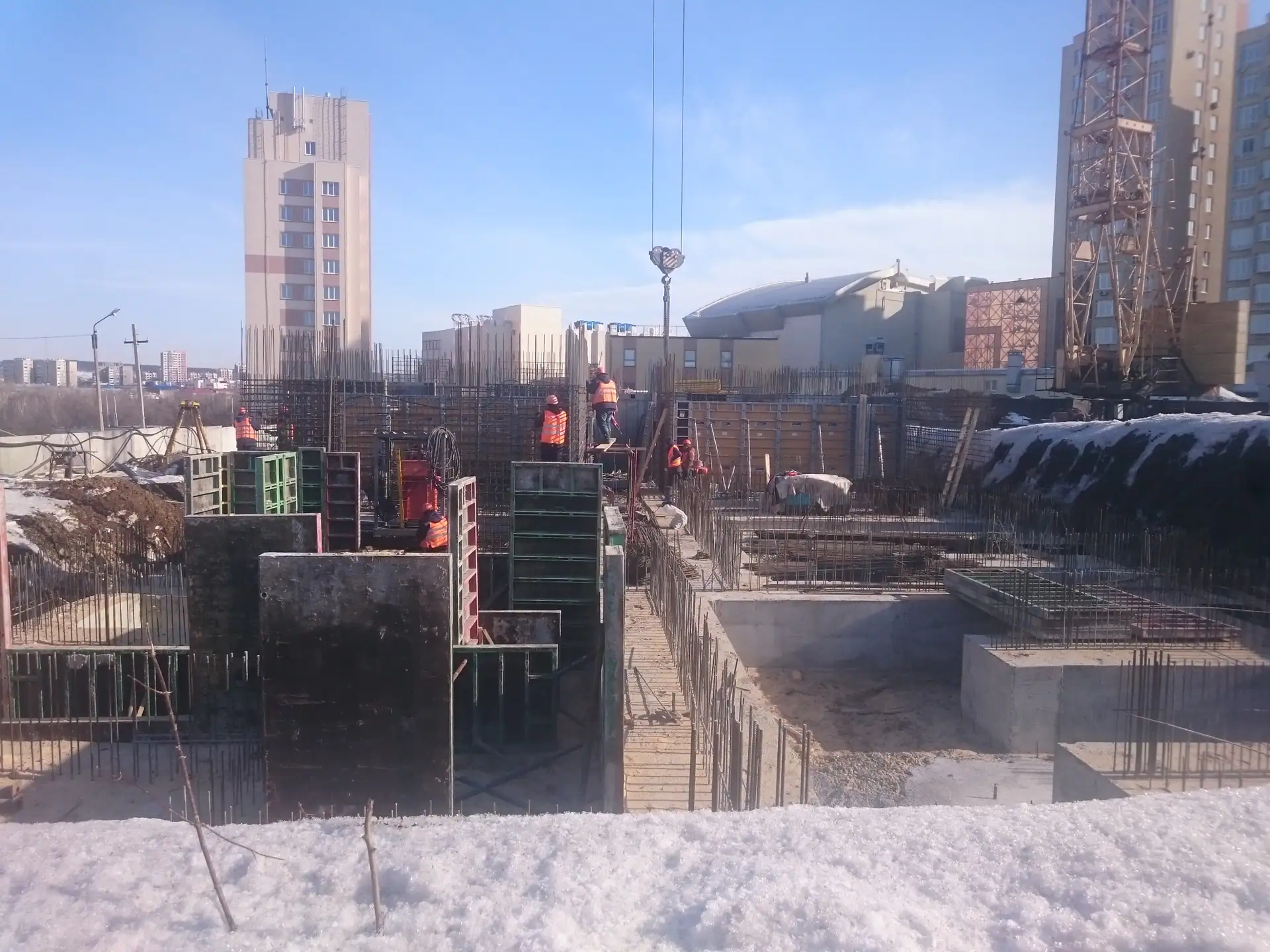апрель, 2021