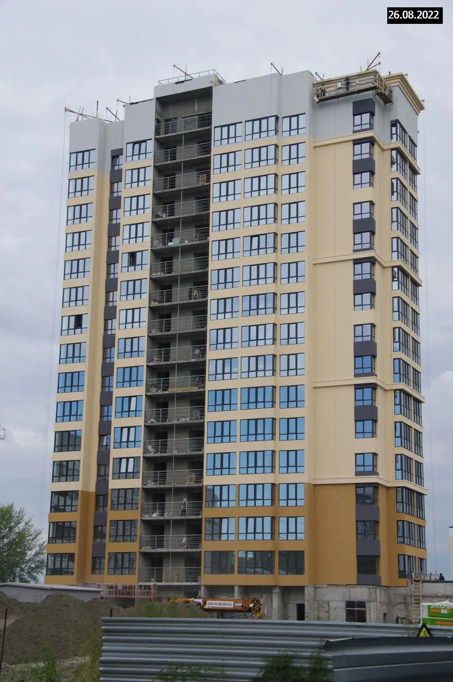 август, 2022