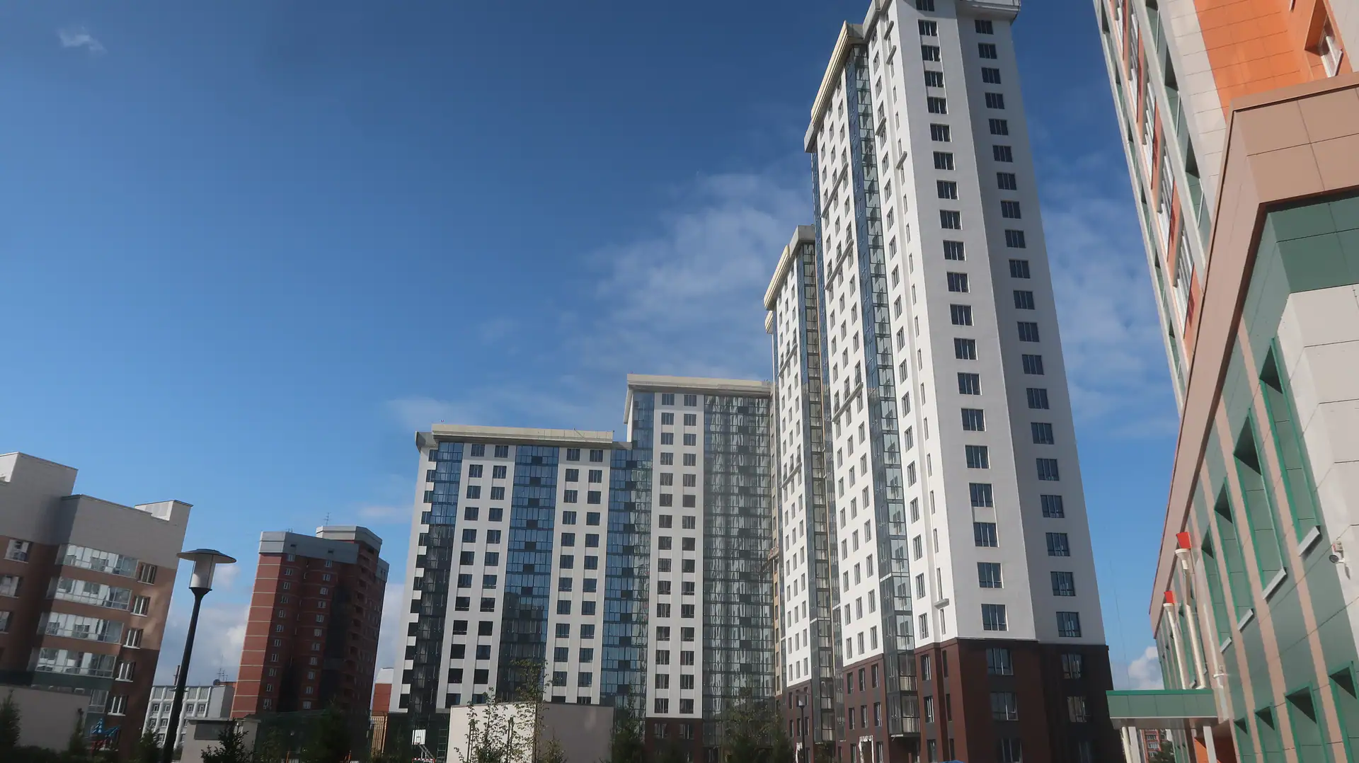 август, 2021