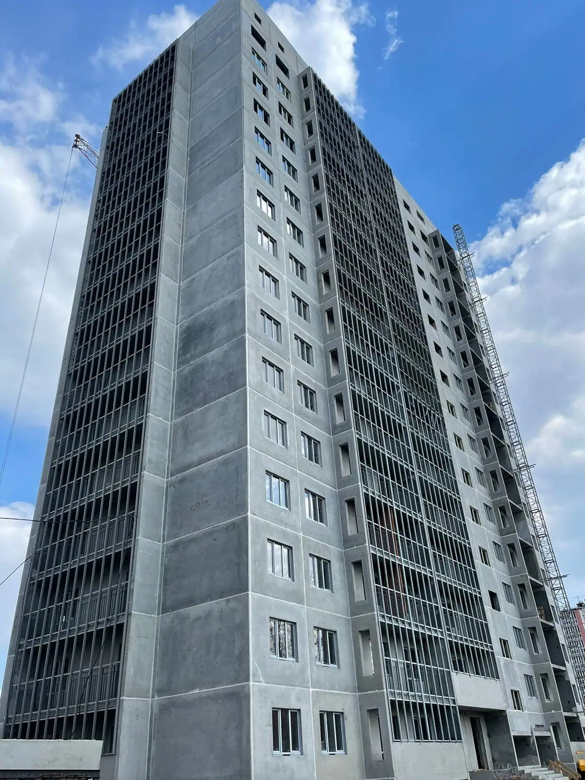апрель, 2022