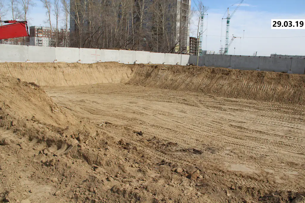 апрель, 2019