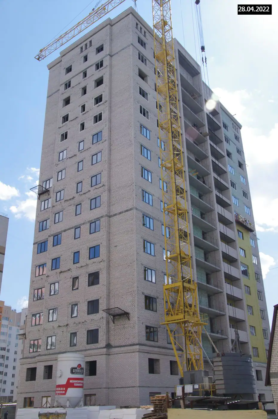 апрель, 2022