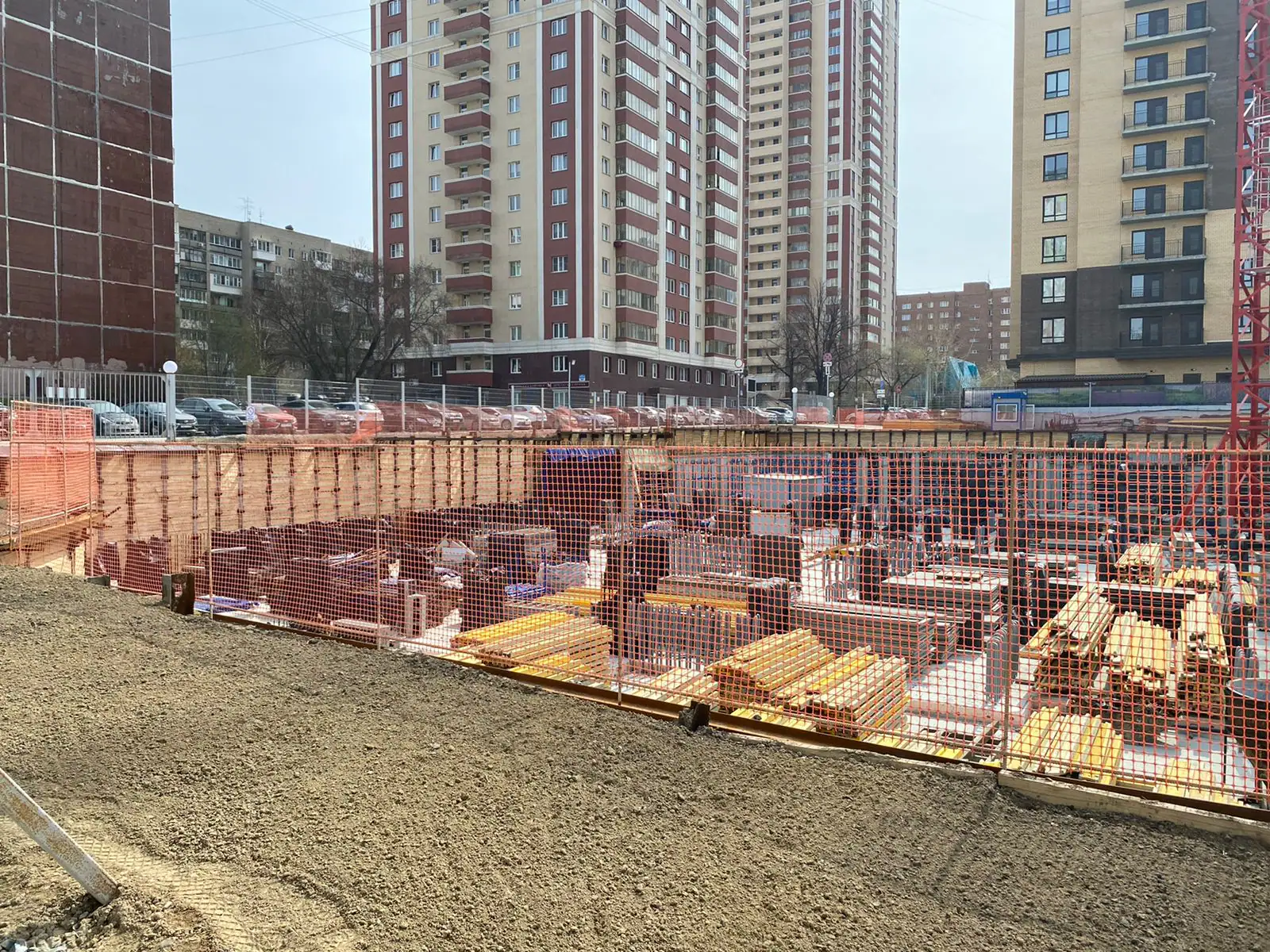апрель, 2022