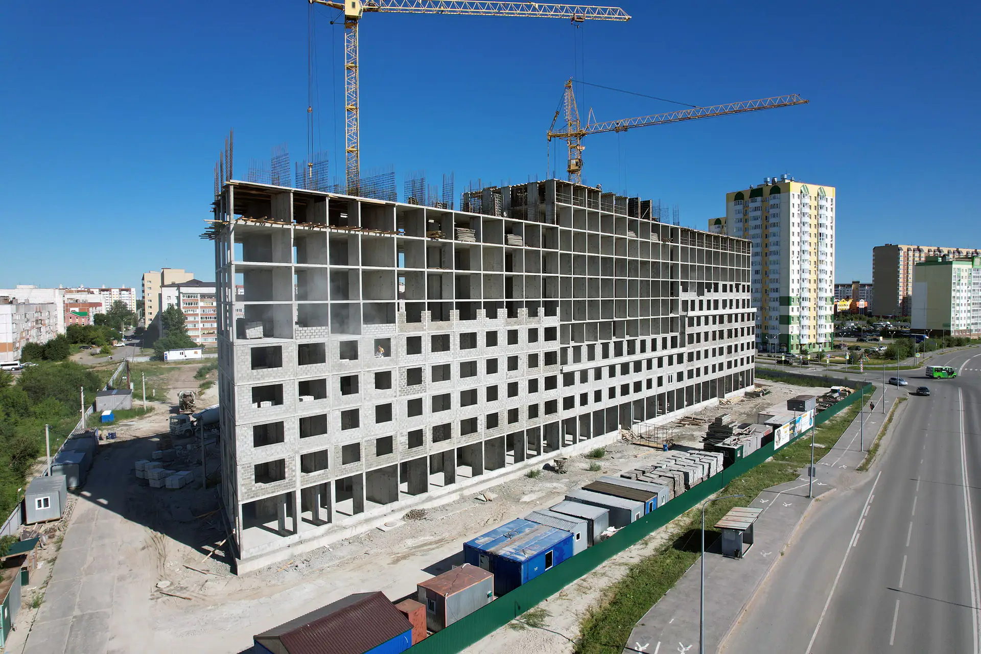 август, 2022