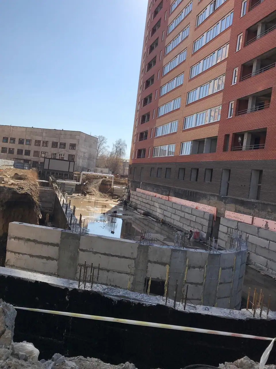 апрель, 2019