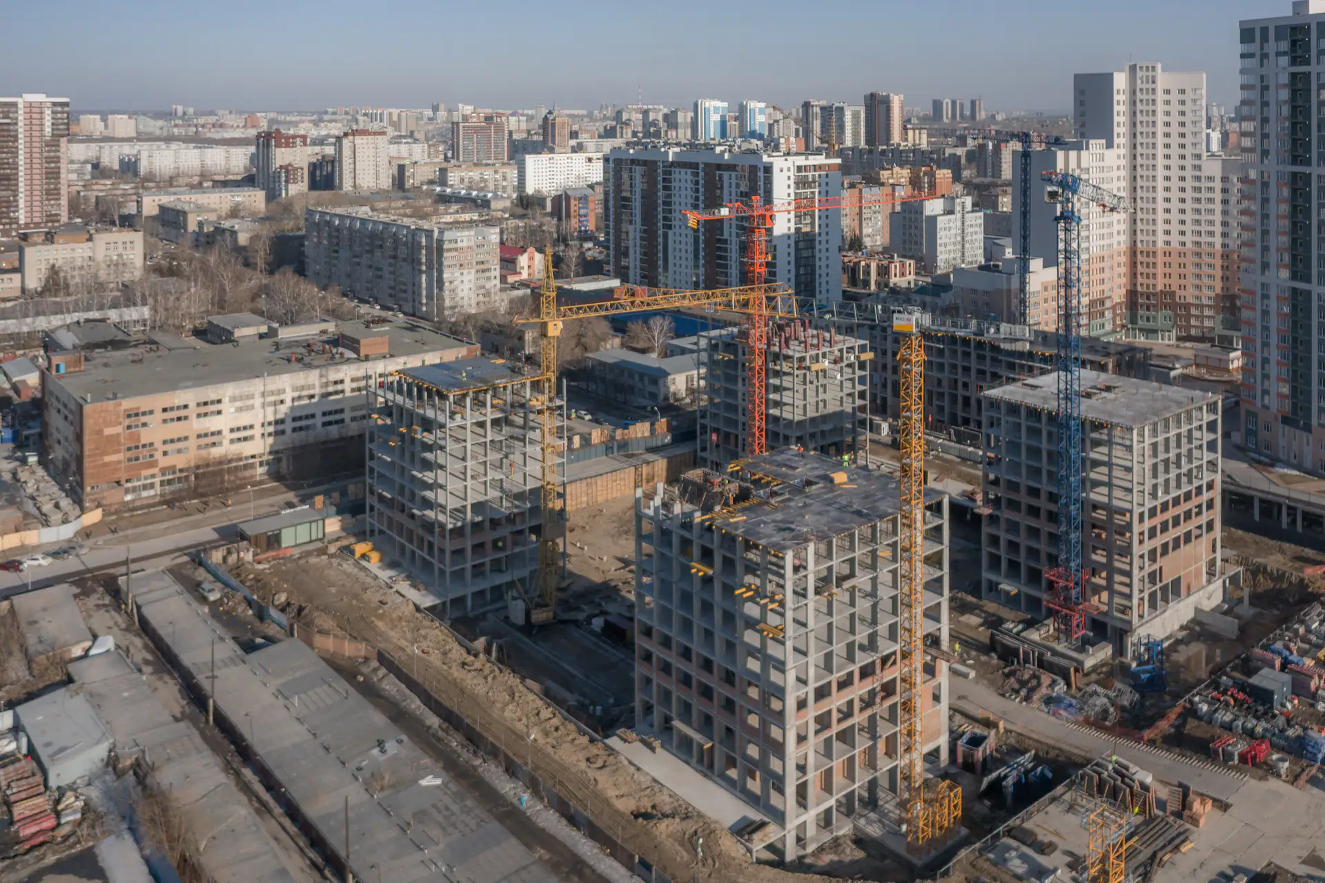 апрель, 2022