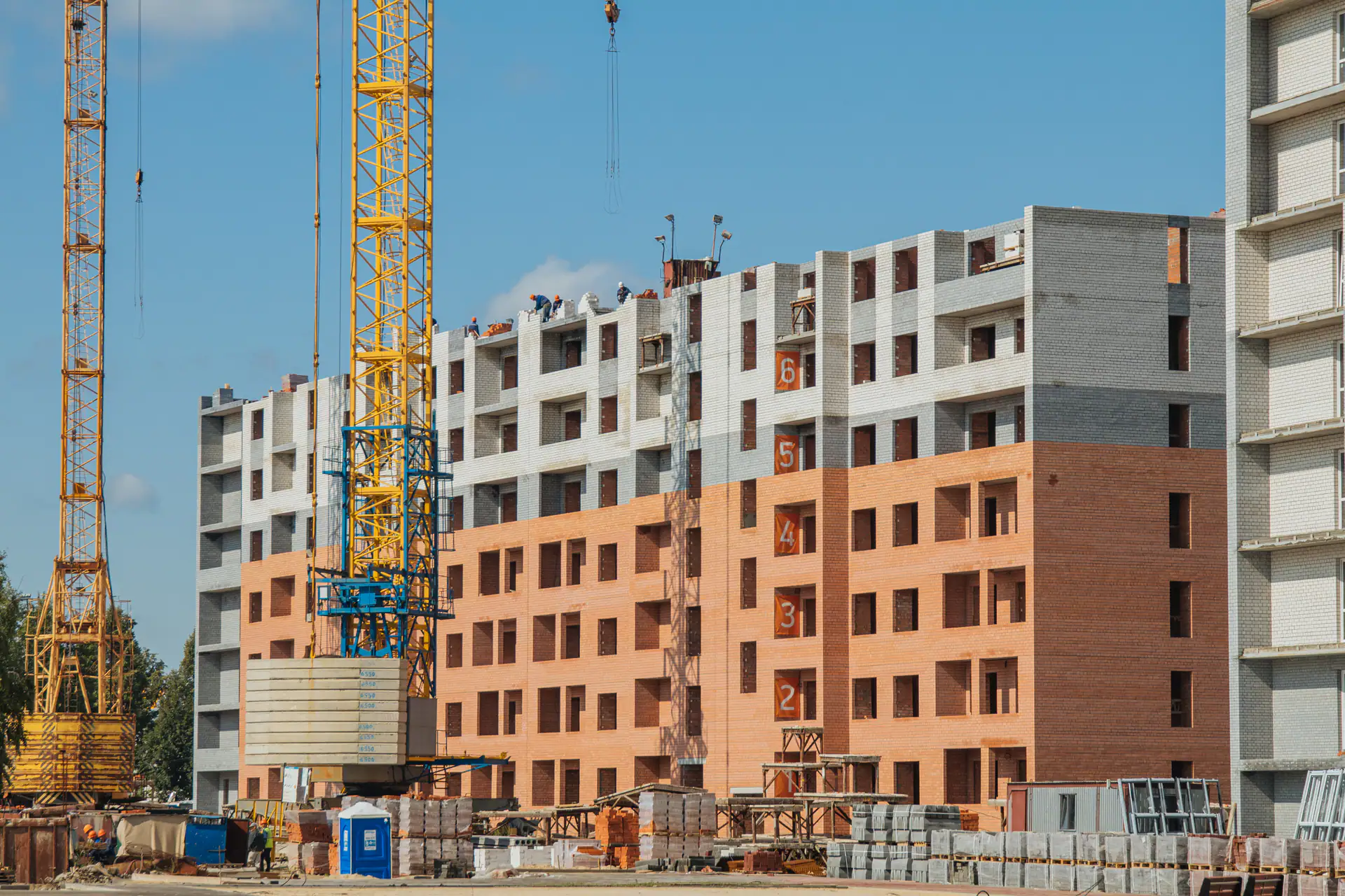 август, 2019