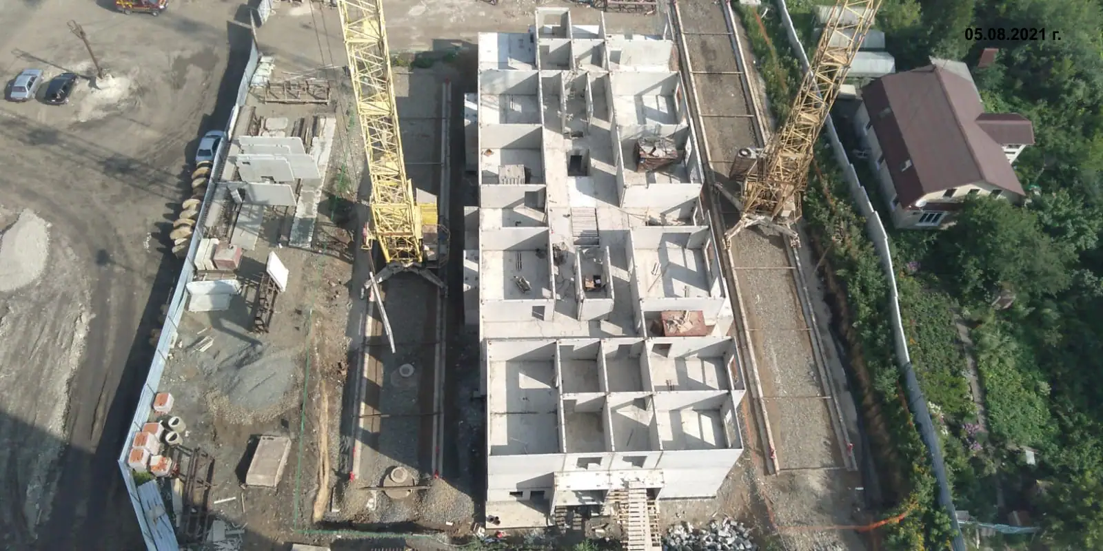август, 2021