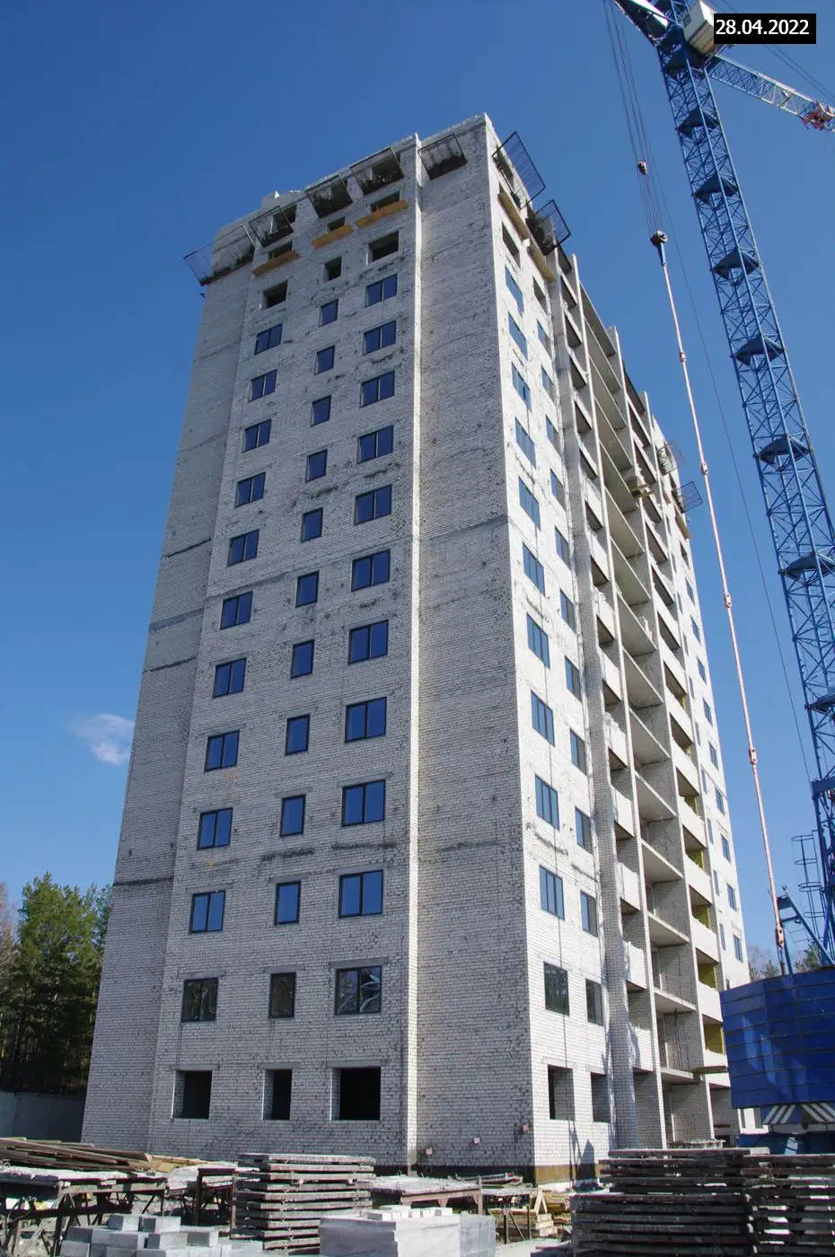 апрель, 2022