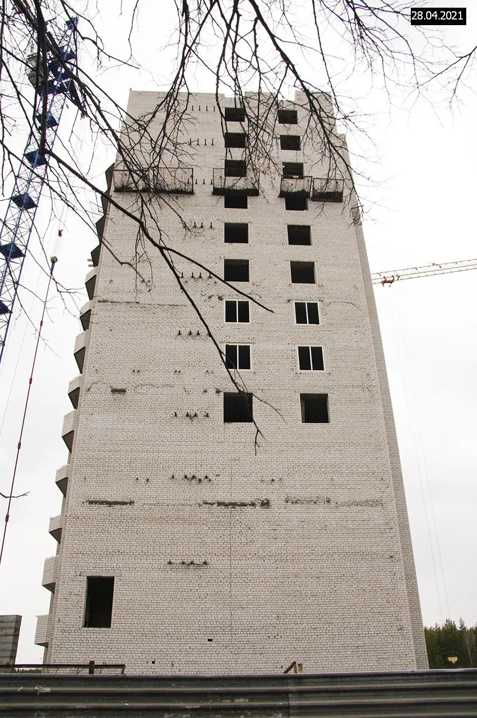 апрель, 2021