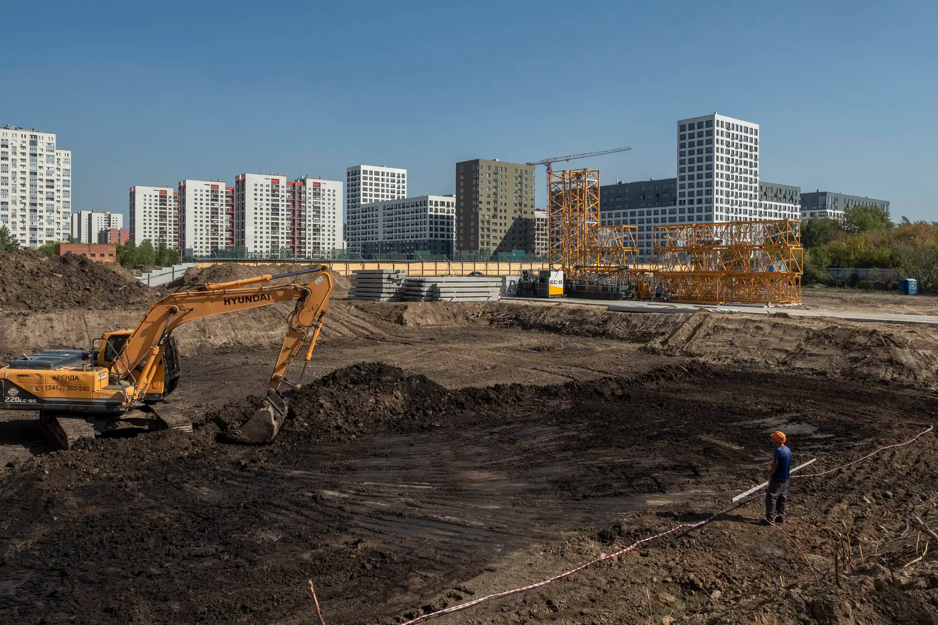 август, 2021