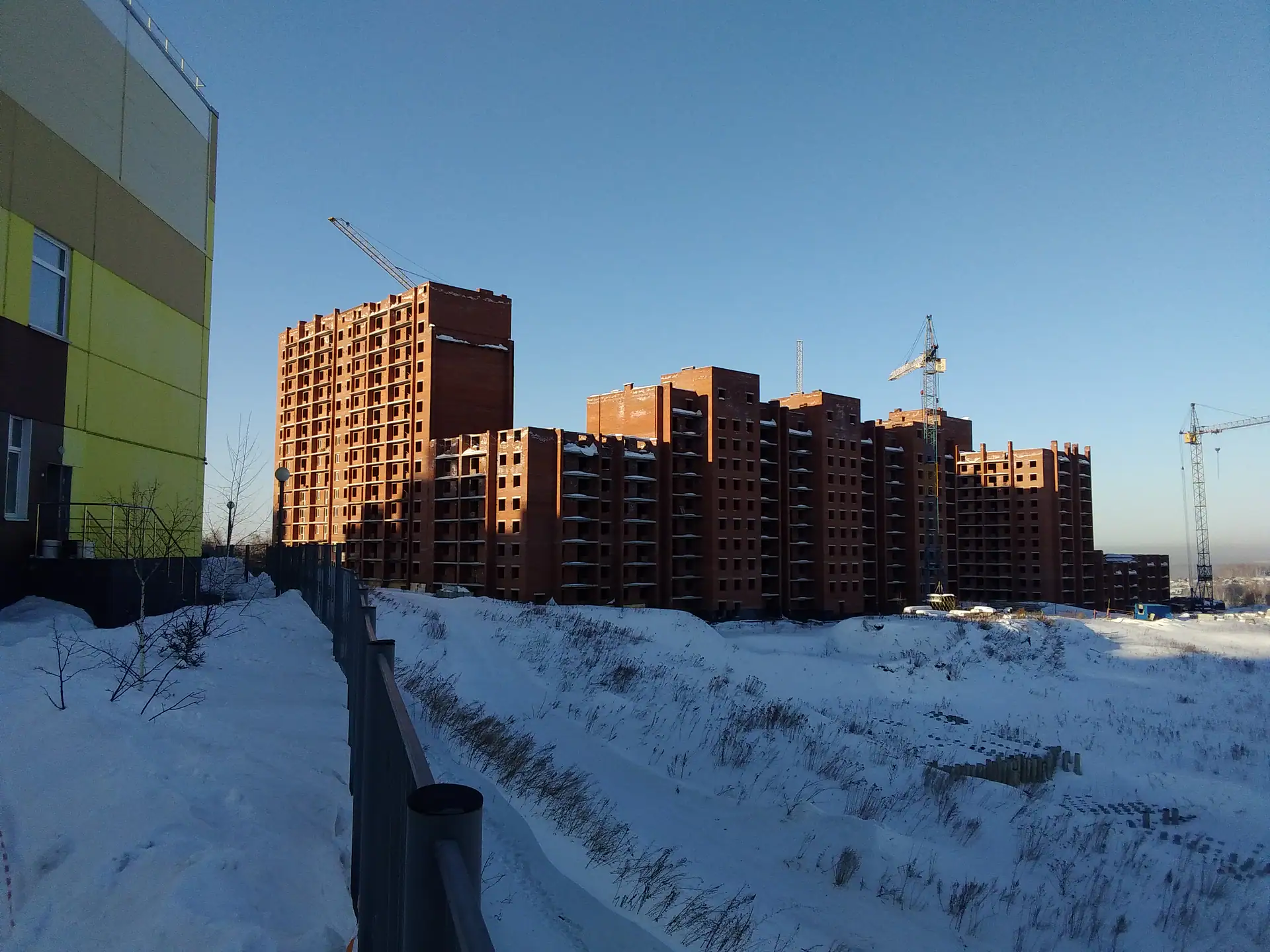 апрель, 2022