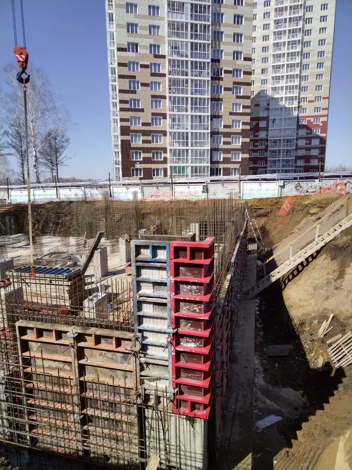 апрель, 2022