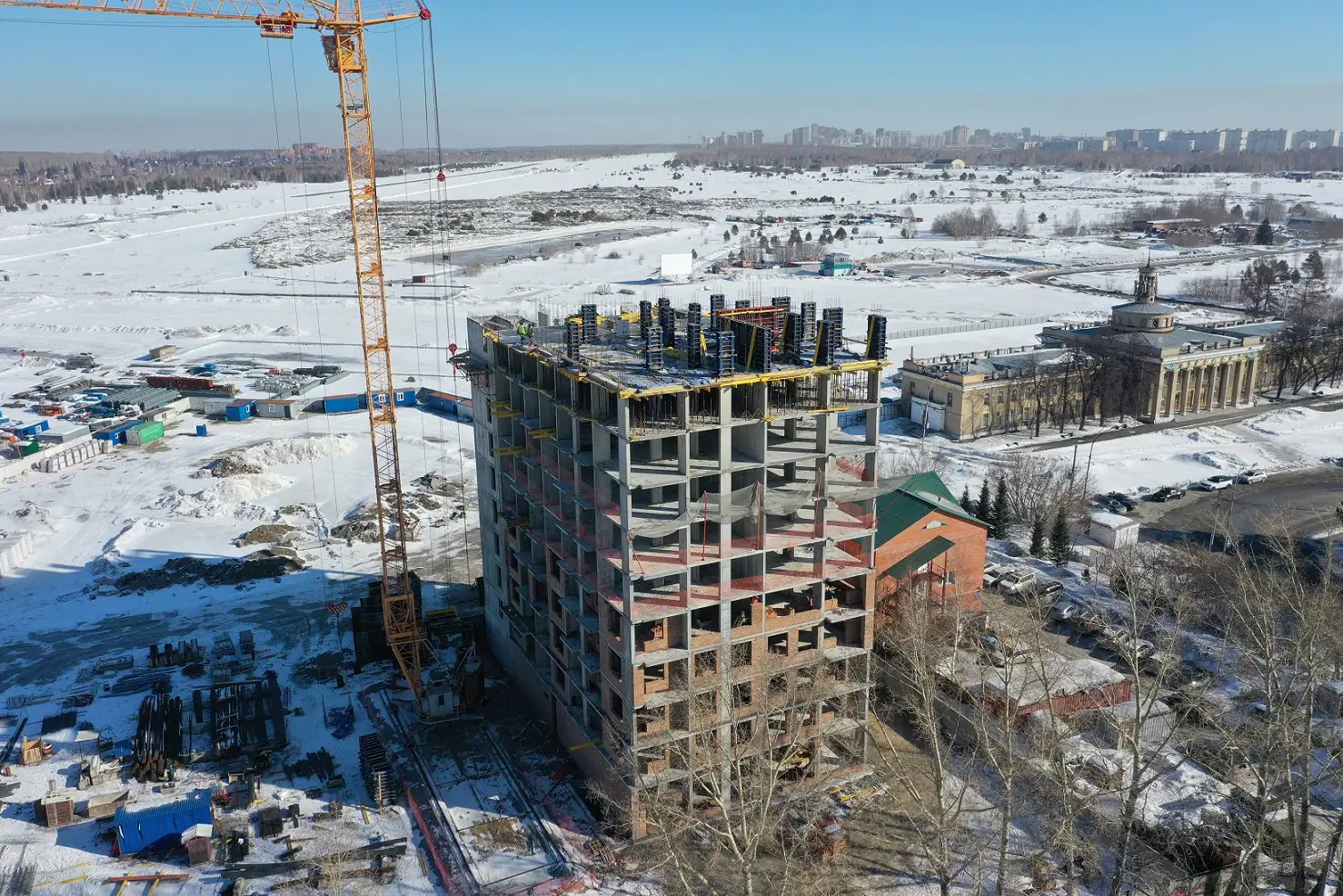 апрель, 2022