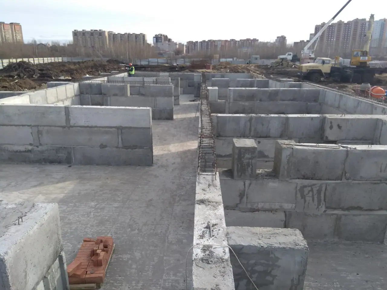 апрель, 2019