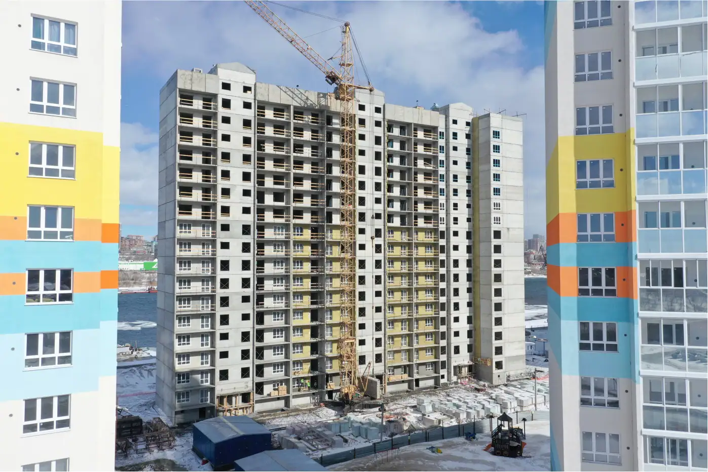 апрель, 2022