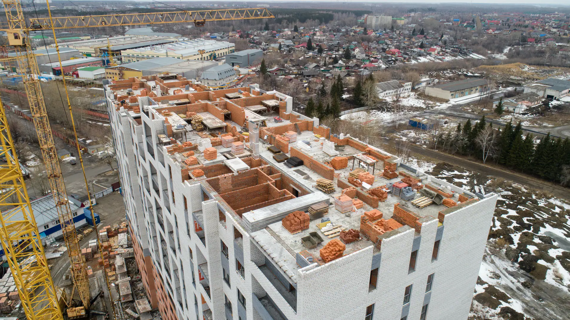 апрель, 2021