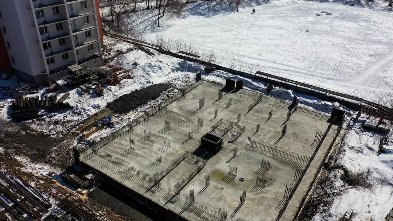 апрель, 2021