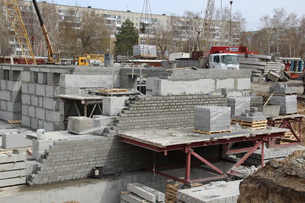 апрель, 2021