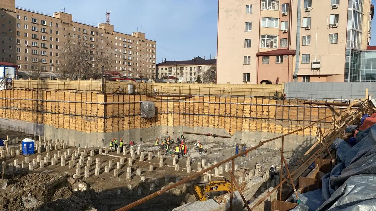 апрель, 2022