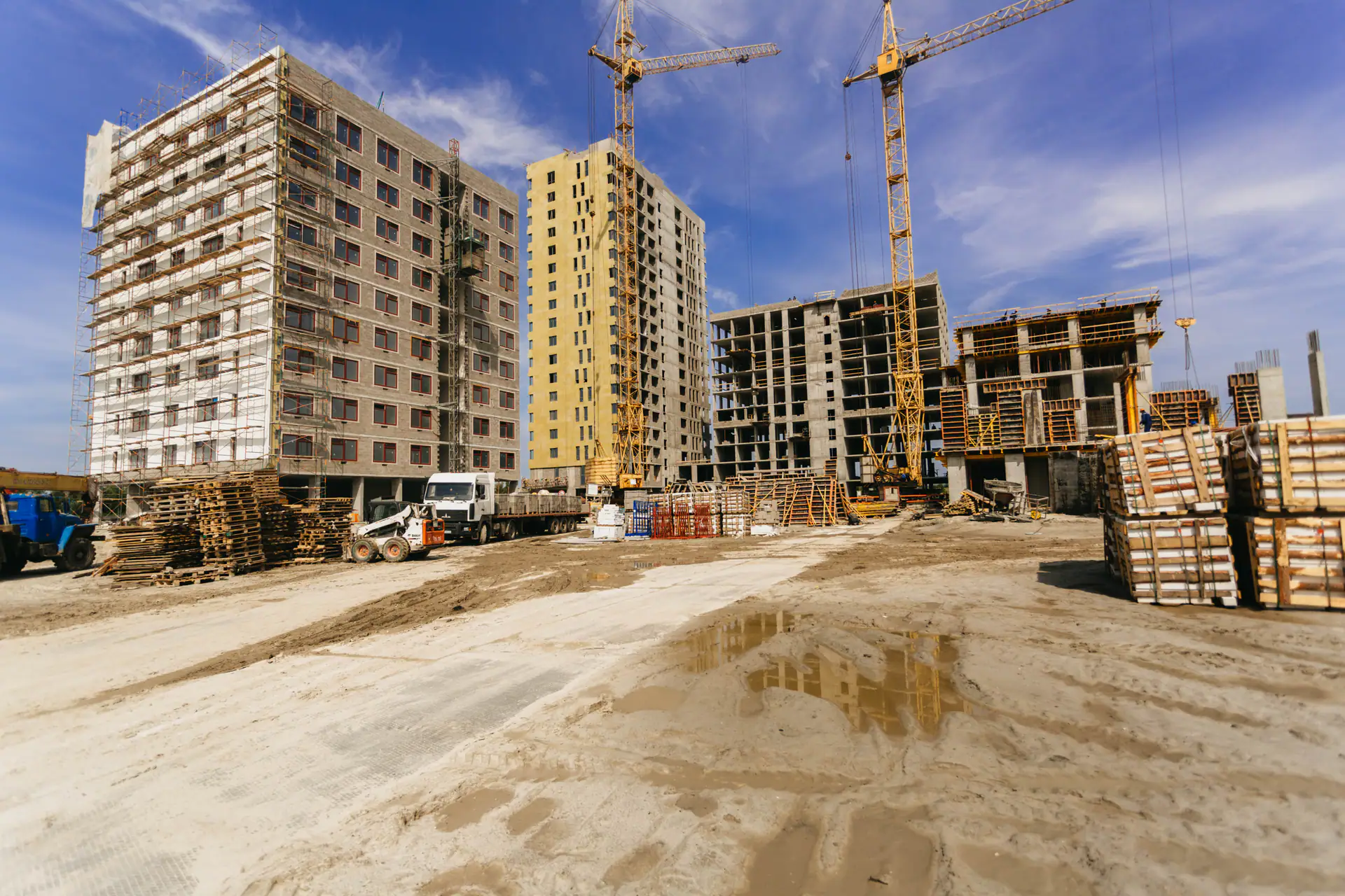 август, 2019