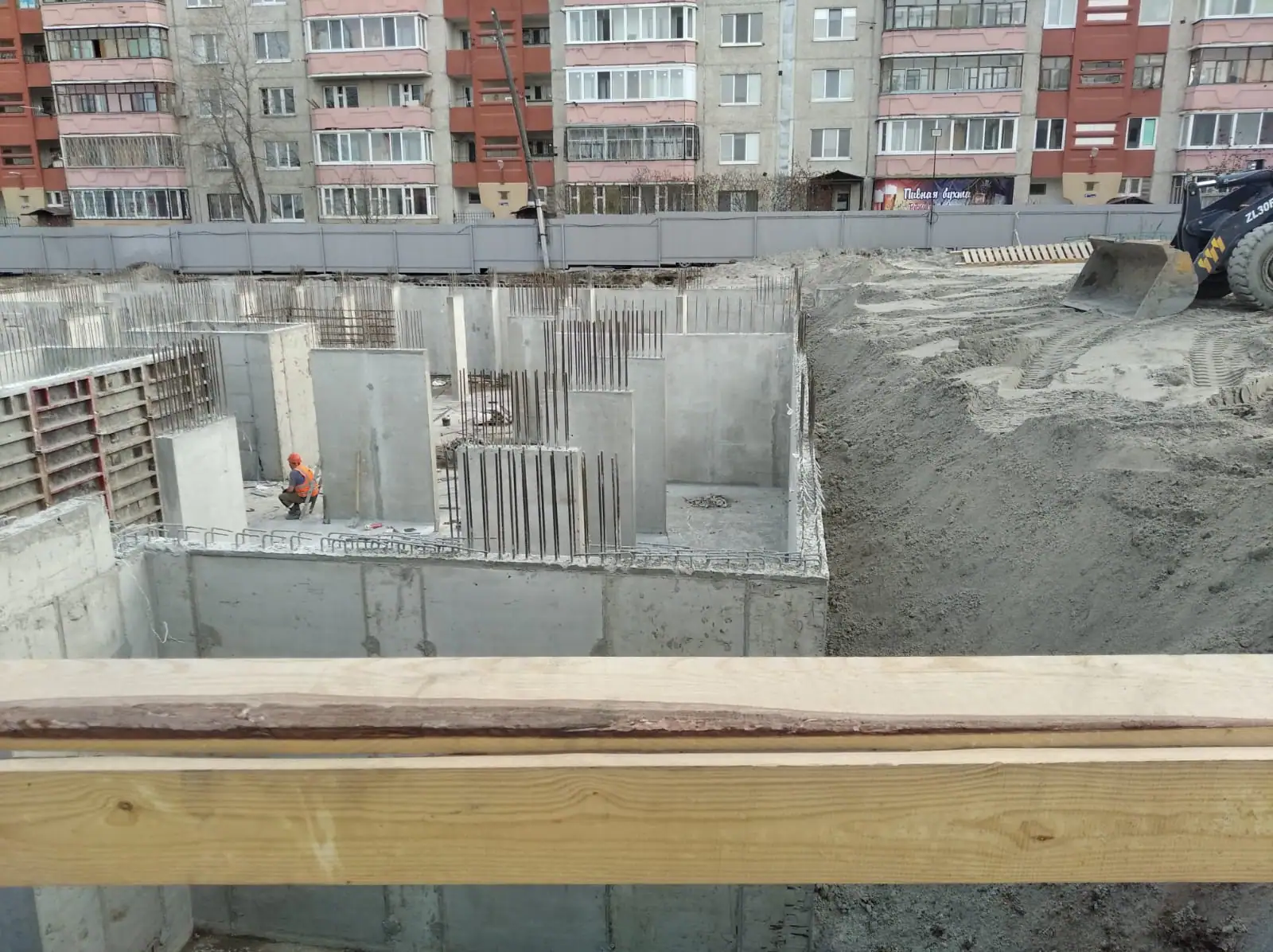 апрель, 2022