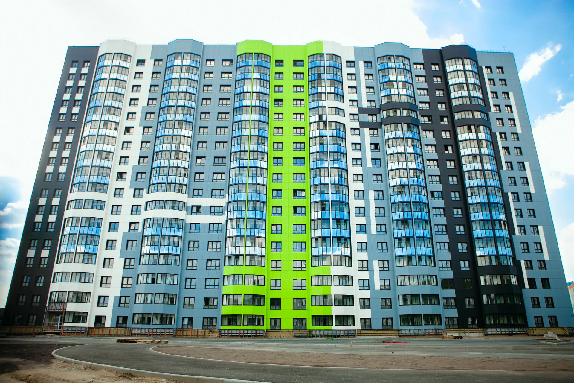 август, 2022