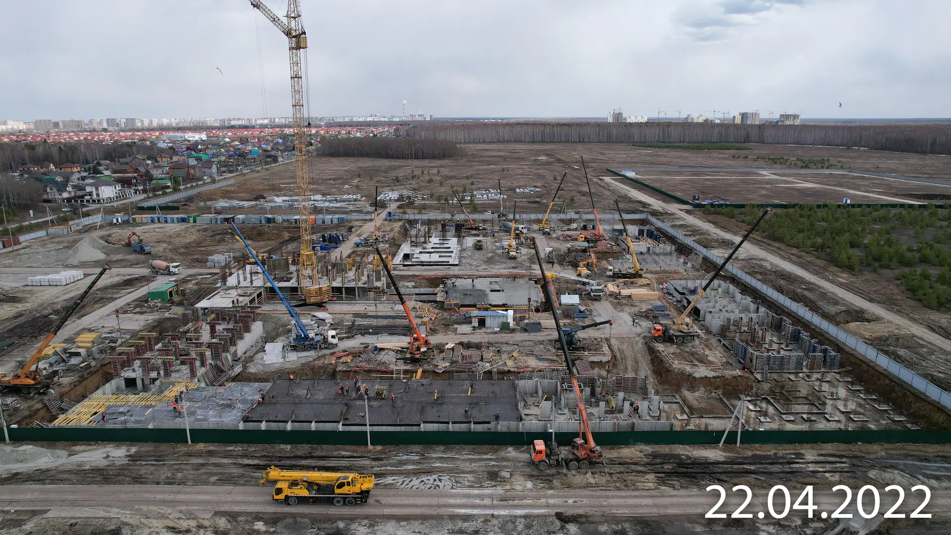 апрель, 2022