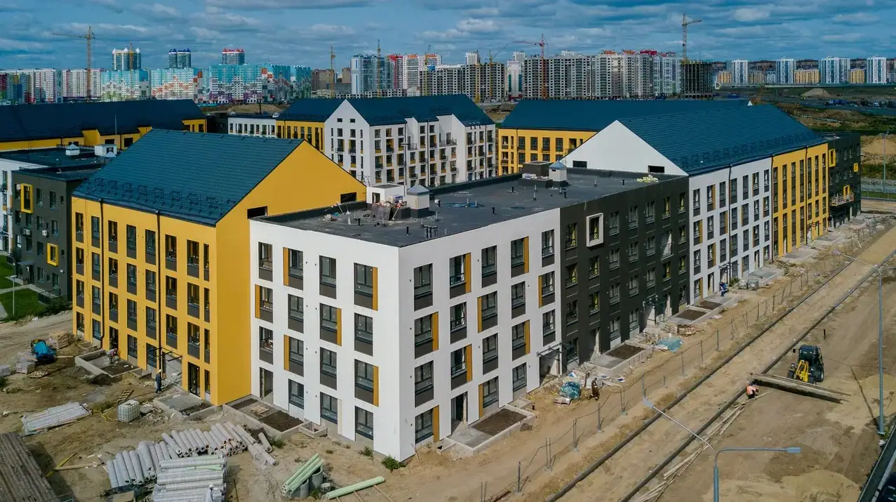 август, 2021