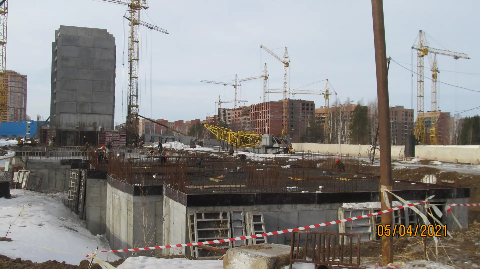 апрель, 2021
