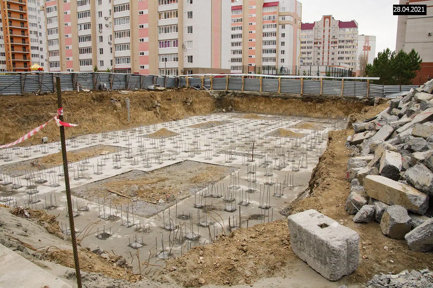апрель, 2021
