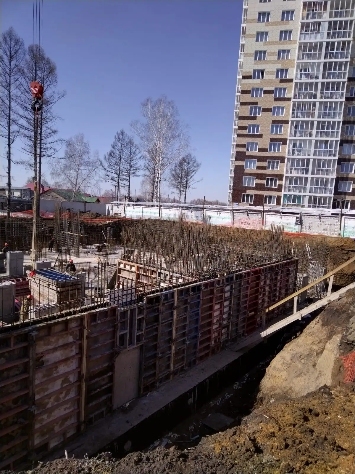 апрель, 2022