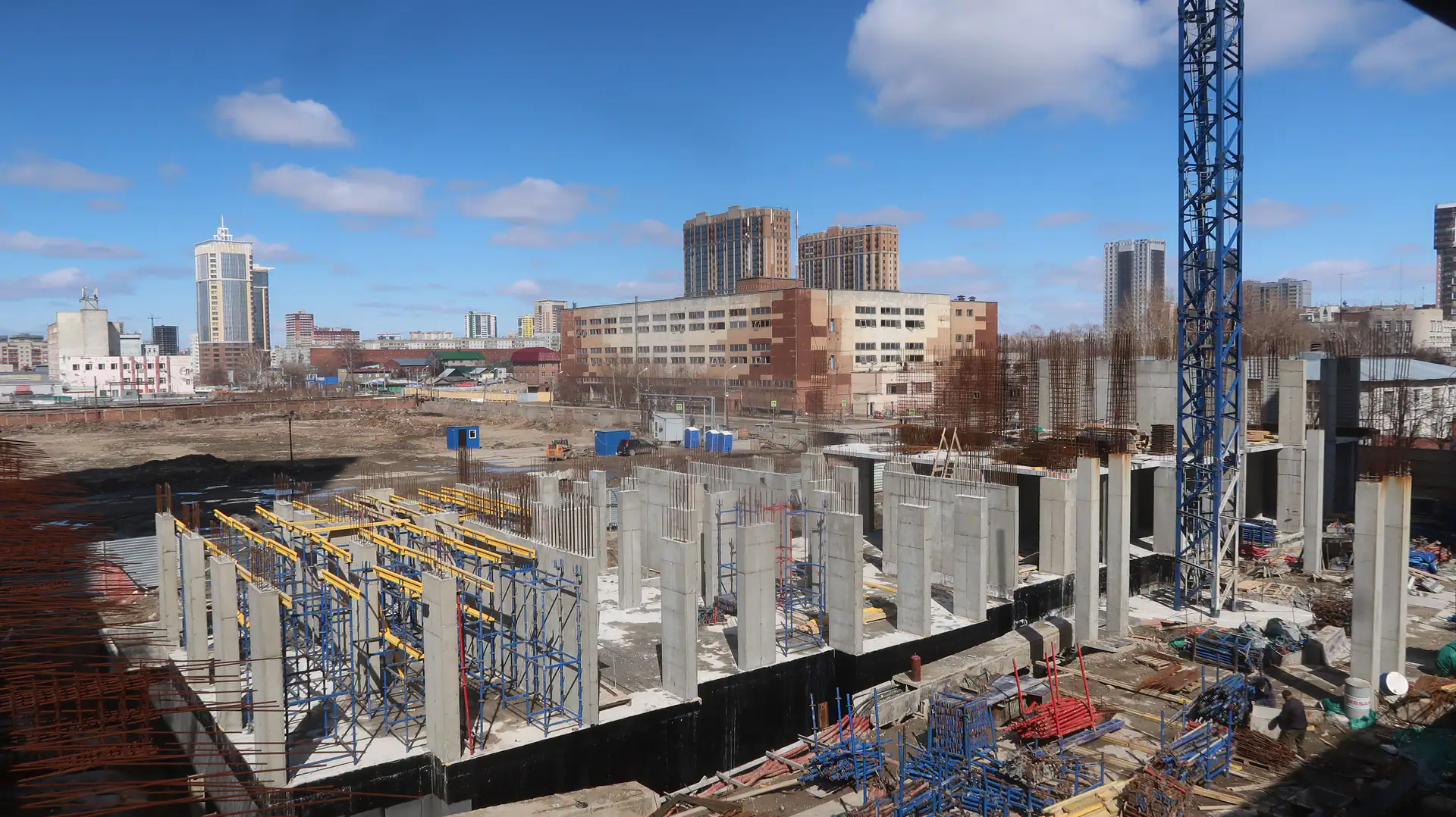 апрель, 2021