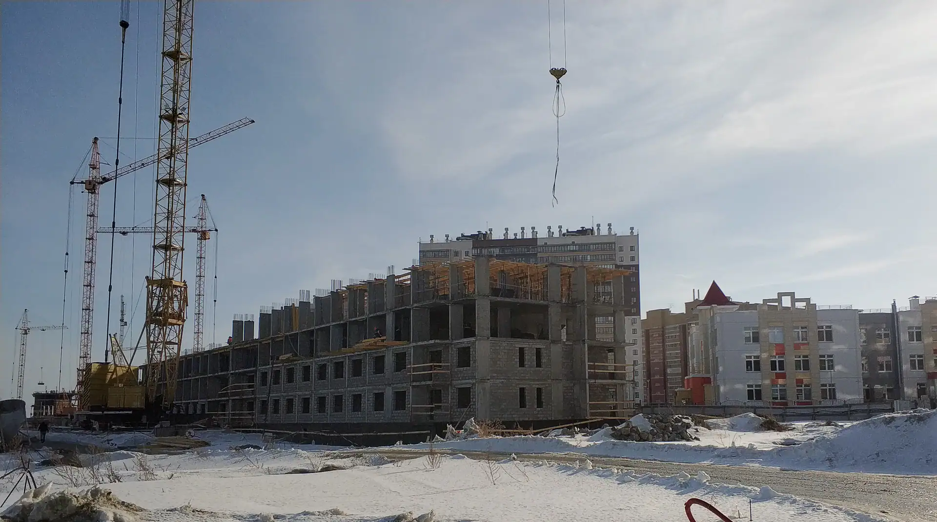 апрель, 2022