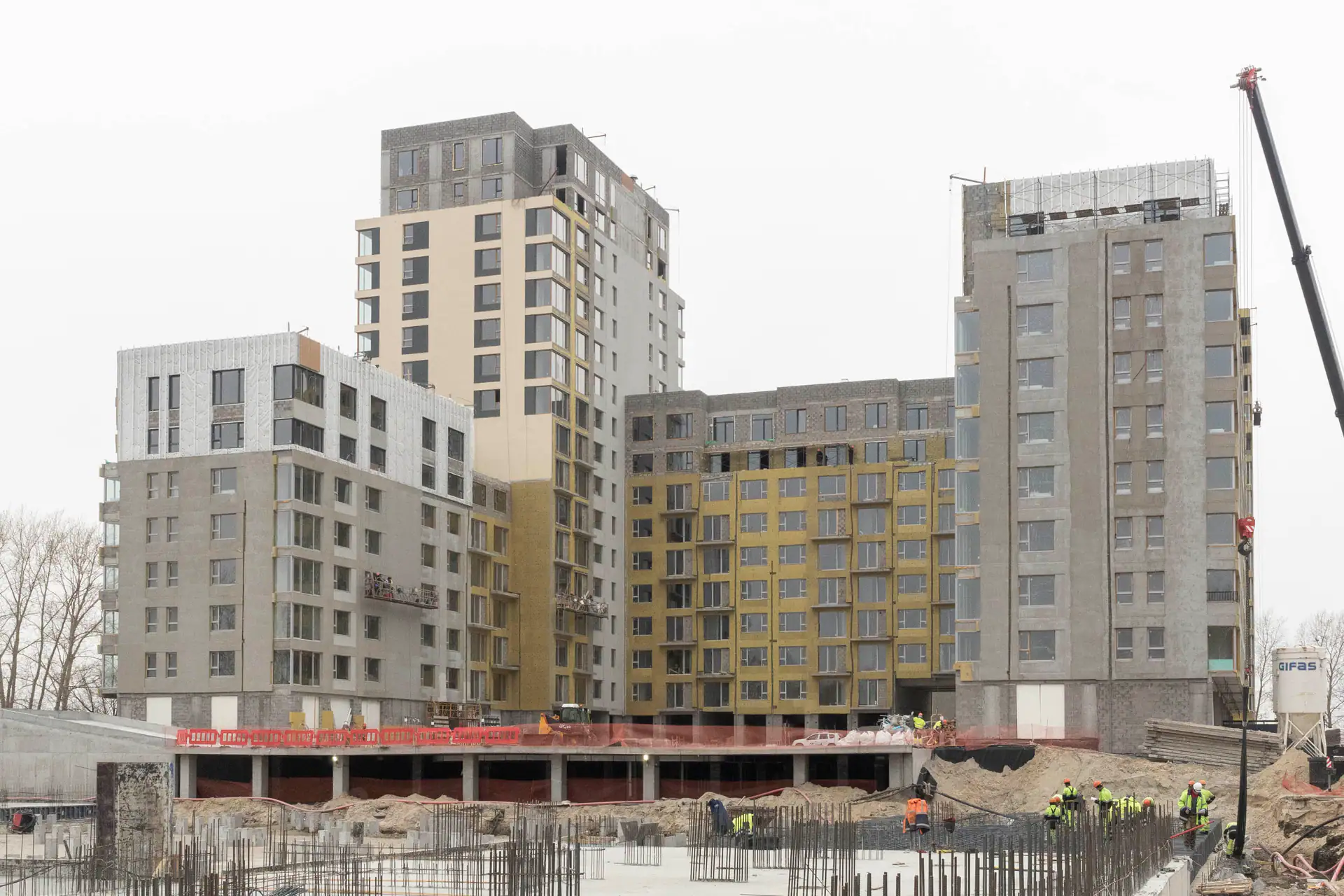 апрель, 2021
