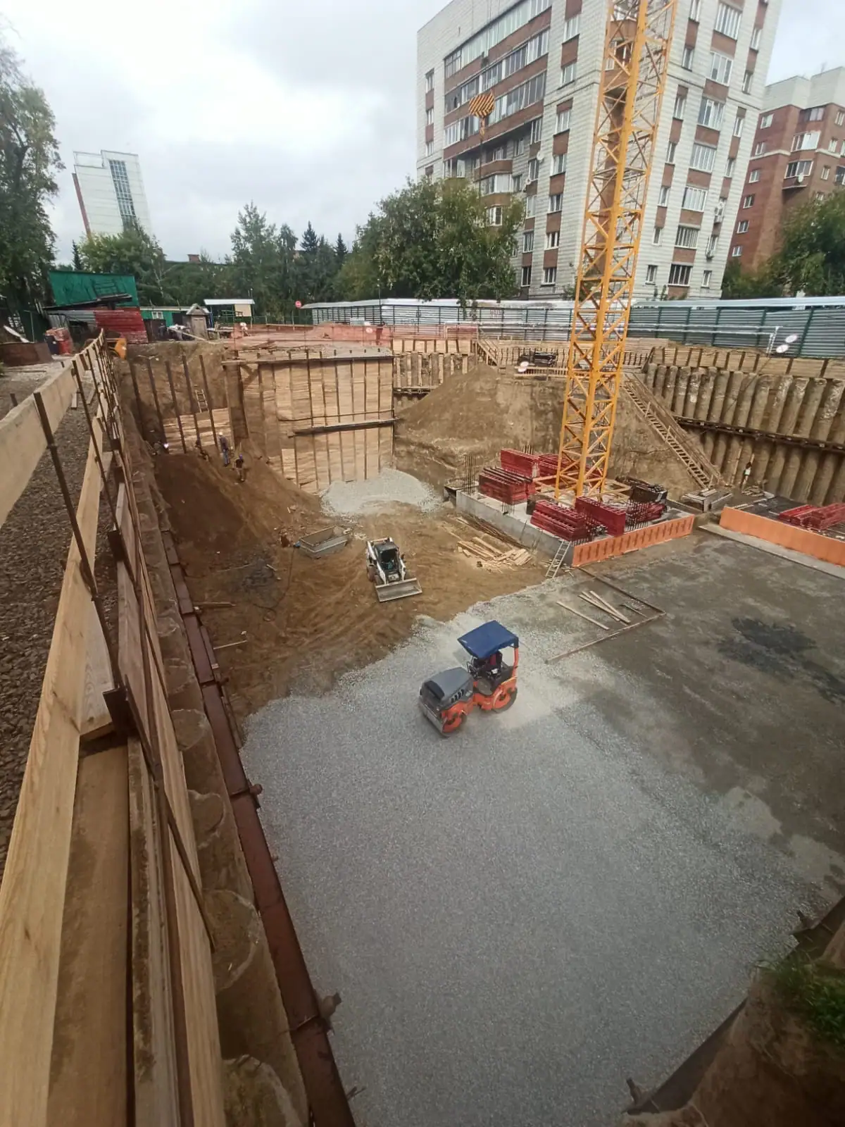 август, 2021
