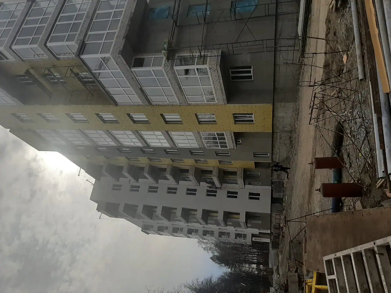 апрель, 2021