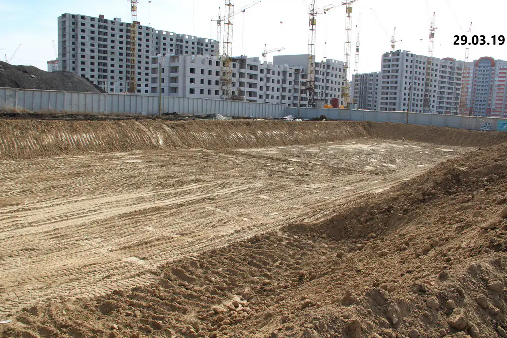 апрель, 2019