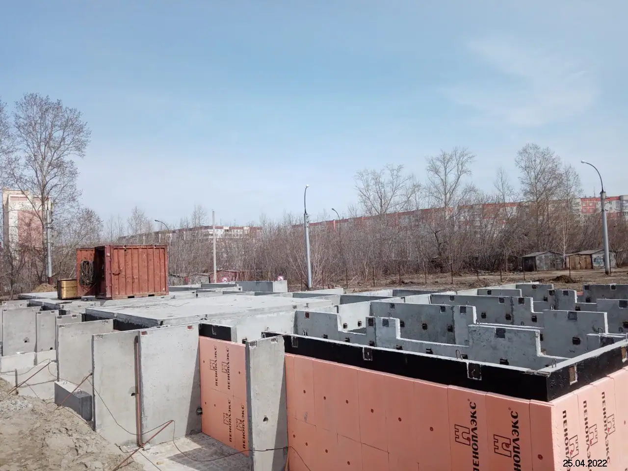 апрель, 2022