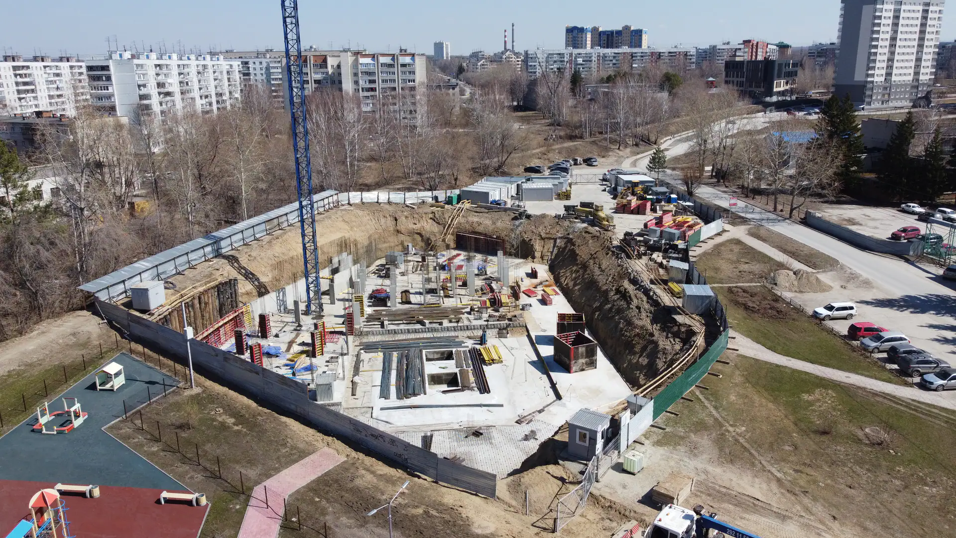 апрель, 2022
