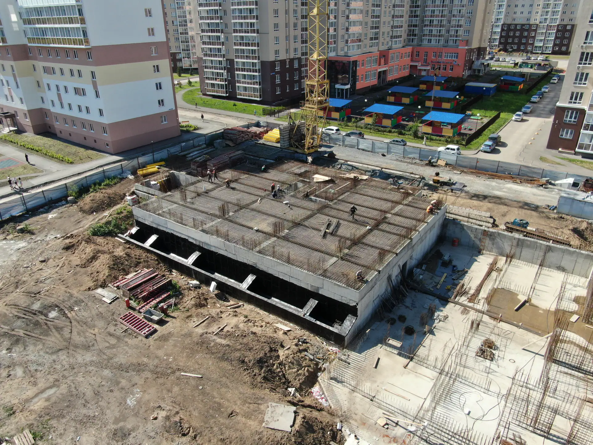 август, 2022