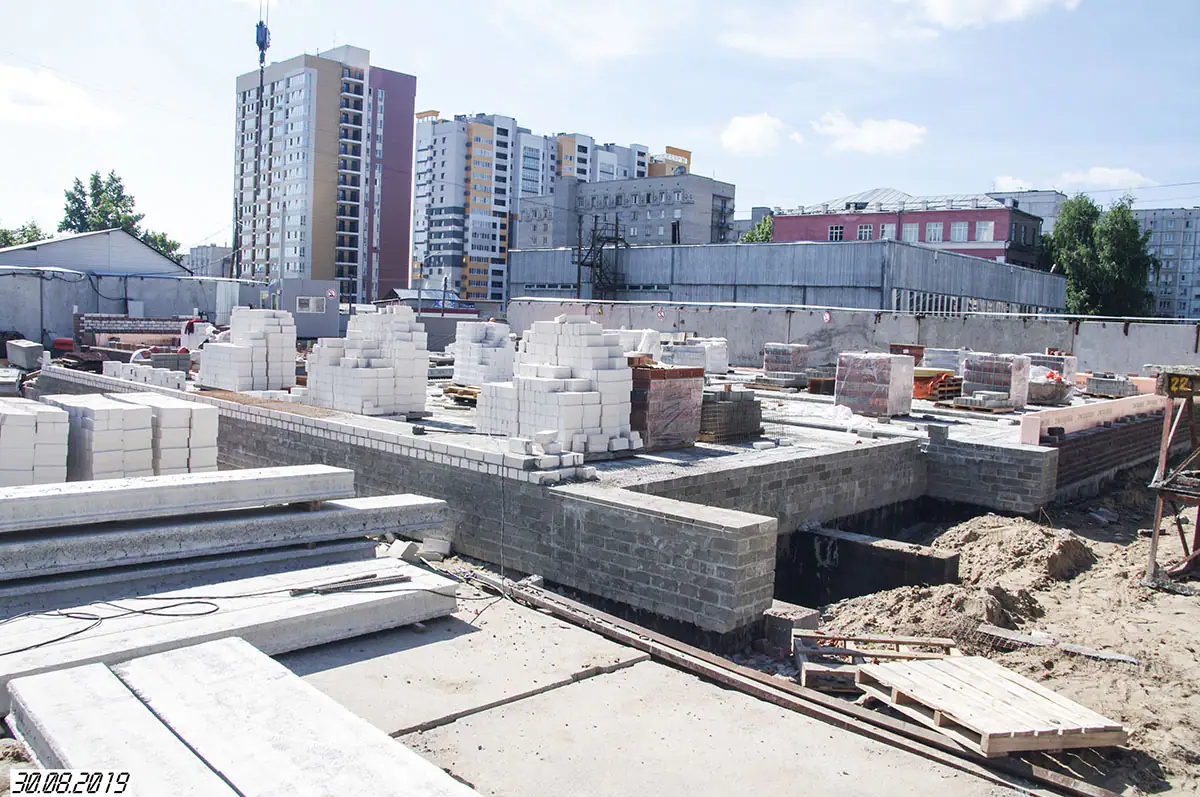 август, 2019