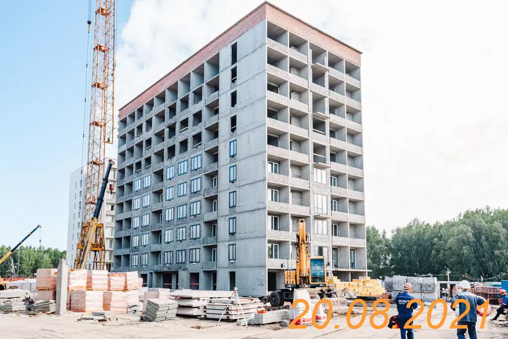 август, 2021