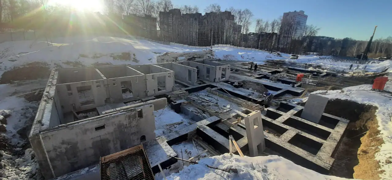 апрель, 2022