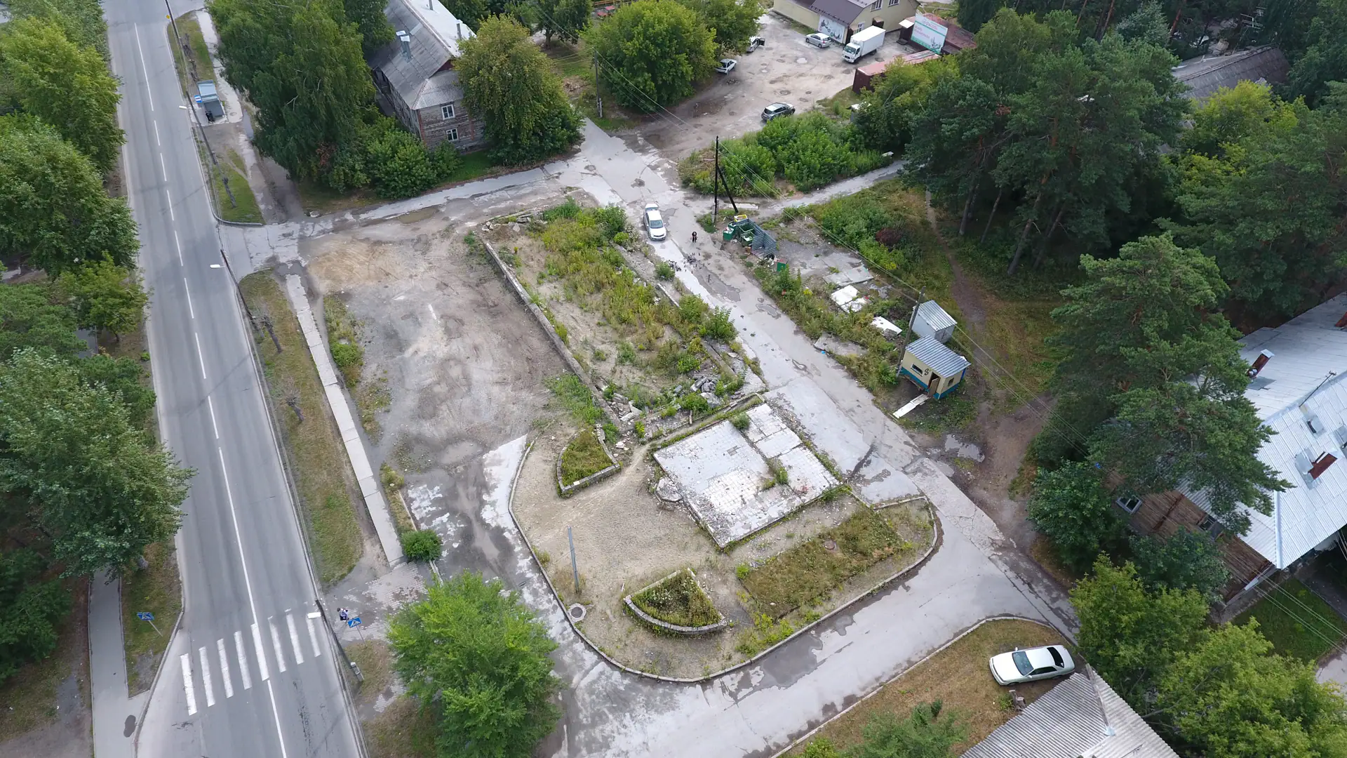 август, 2021
