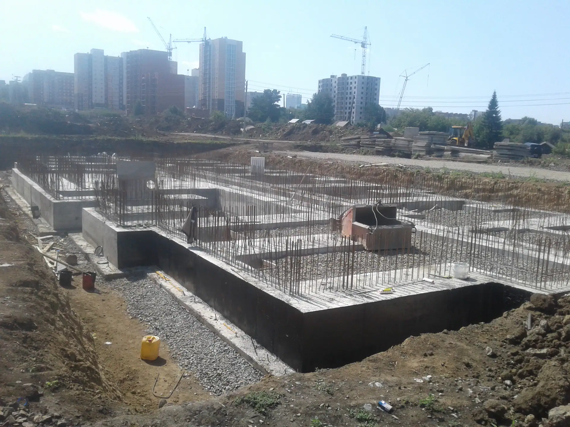 август, 2019